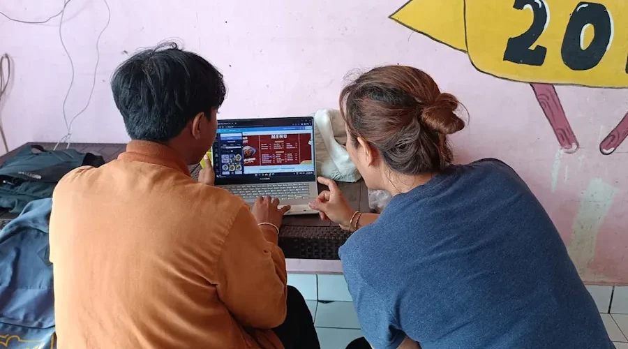 digital nomad